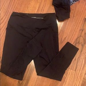 Mesh VS sport leggings